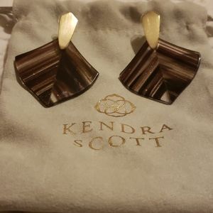 Kendra Scott Arwin earrings